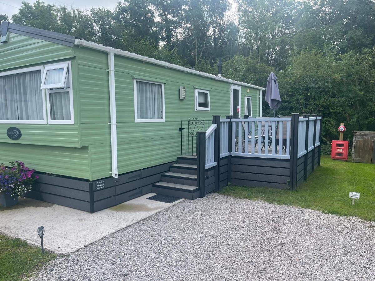 4 Lakes Holiday Let Villa Карнфорт Екстериор снимка