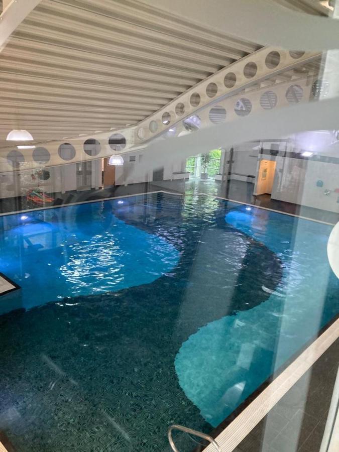 4 Lakes Holiday Let Villa Карнфорт Екстериор снимка